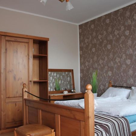 רבאל Apartamenty Eka Dom Goscinny 350M Do Plazy מראה חיצוני תמונה